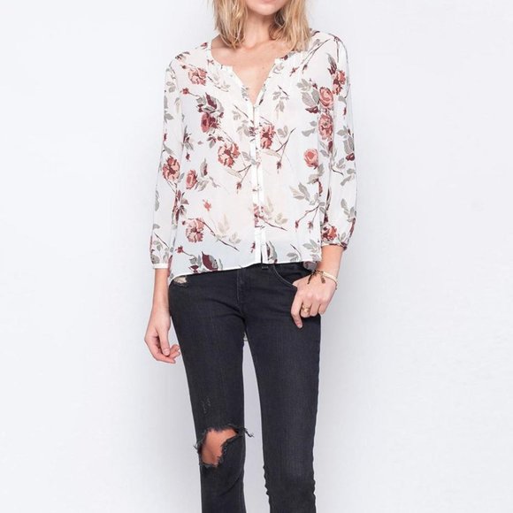 GENTLE FAWN Floral Blouse - Picture 4 of 7
